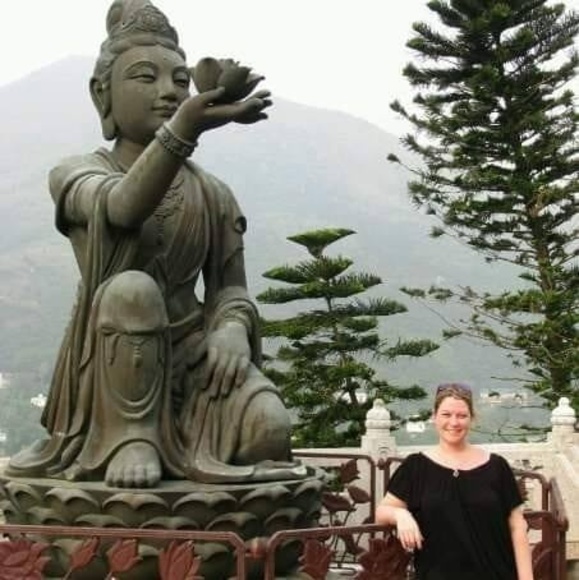 Meet your Posher, Jessica - Picture 1 of 1